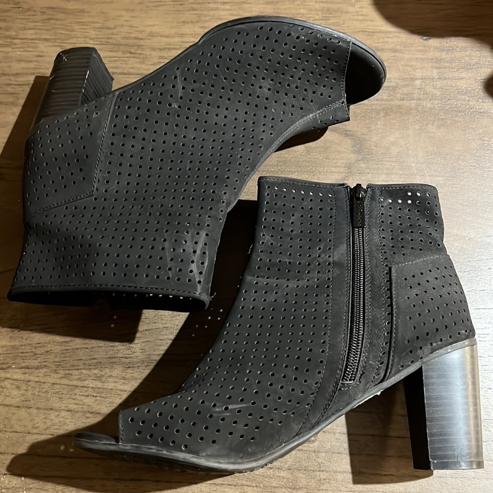 Breckelles Laser Etched Boots